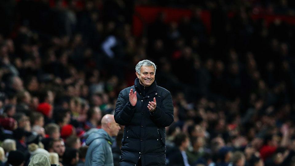 Pelatih Man United, Jose Mourinho pada saat melawan Middlesbroug. - INDOSPORT